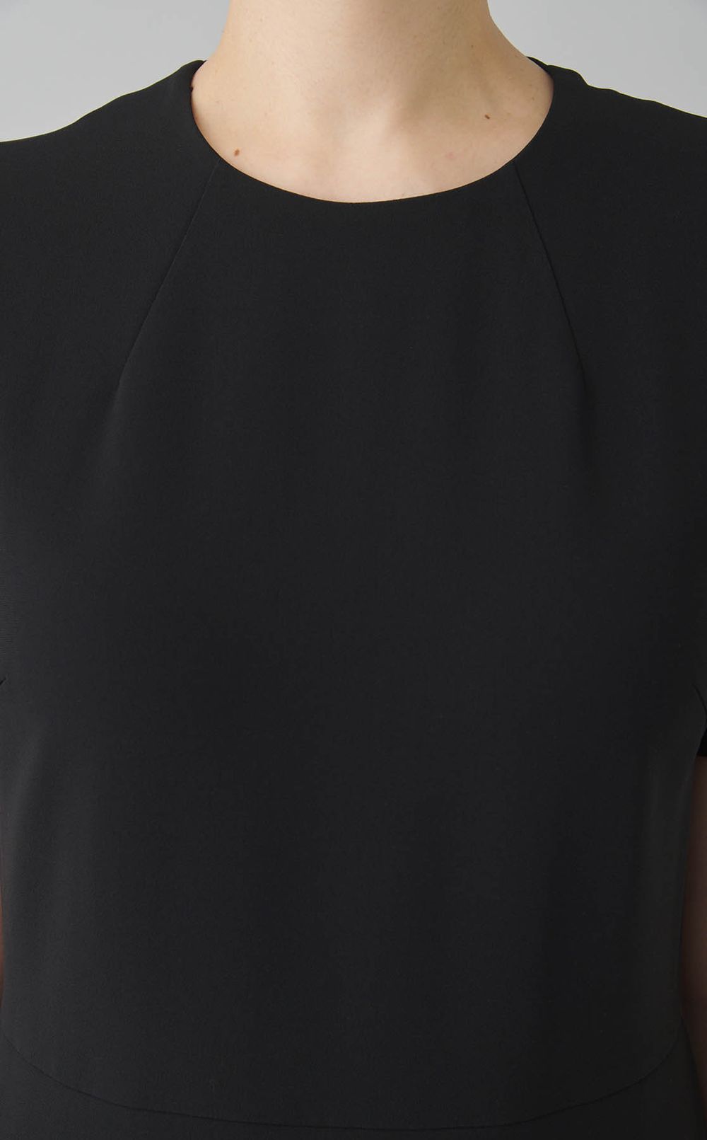 クレープハーフスリーブワンピース