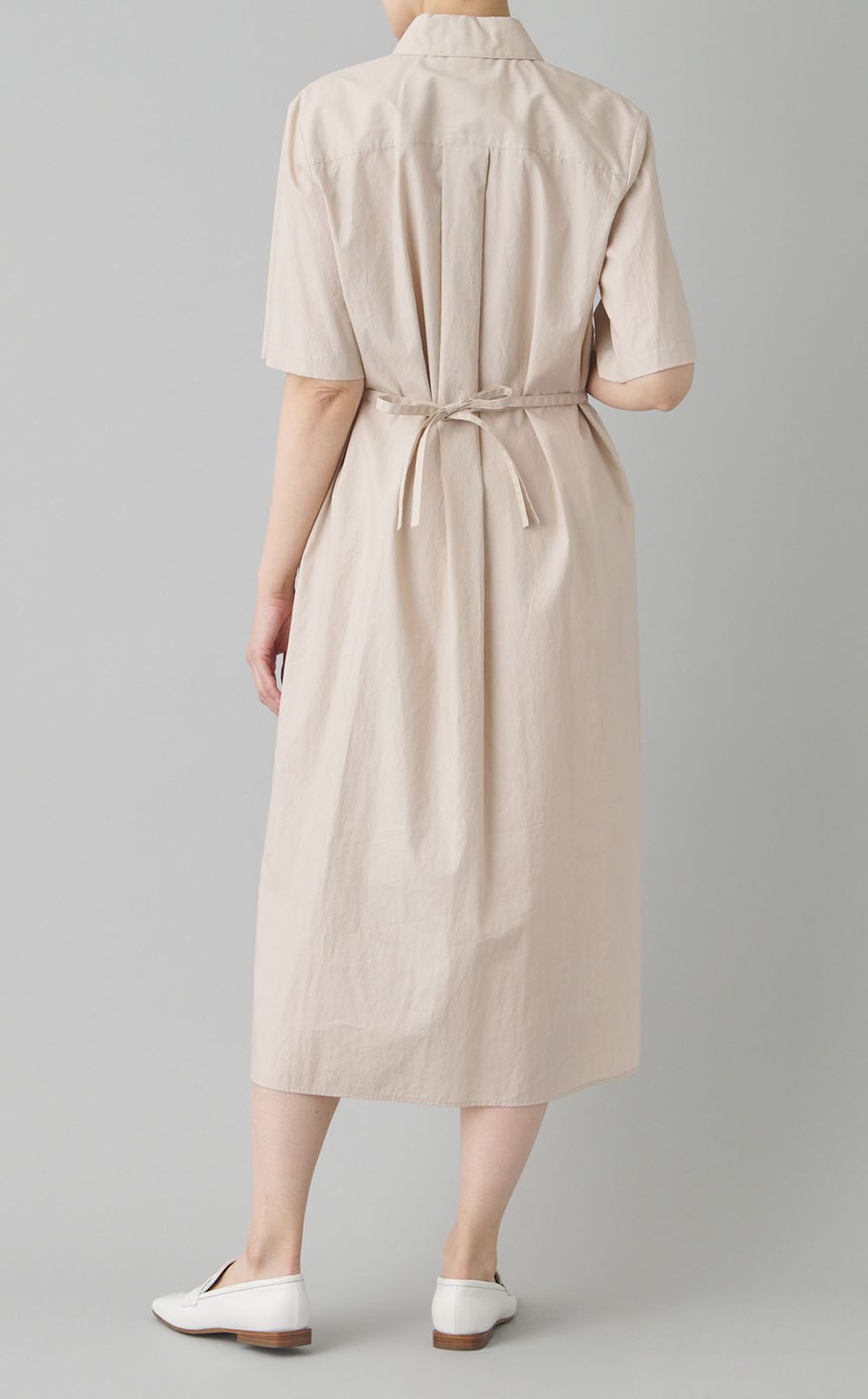 シャツワンピース