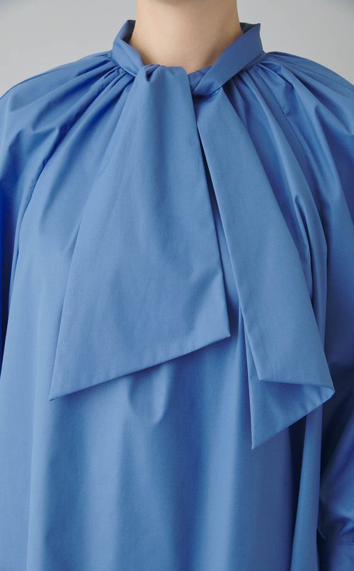 ショートボウタイブラウス