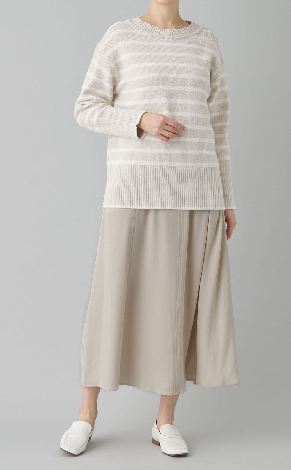 ボートネックフレアワンピース