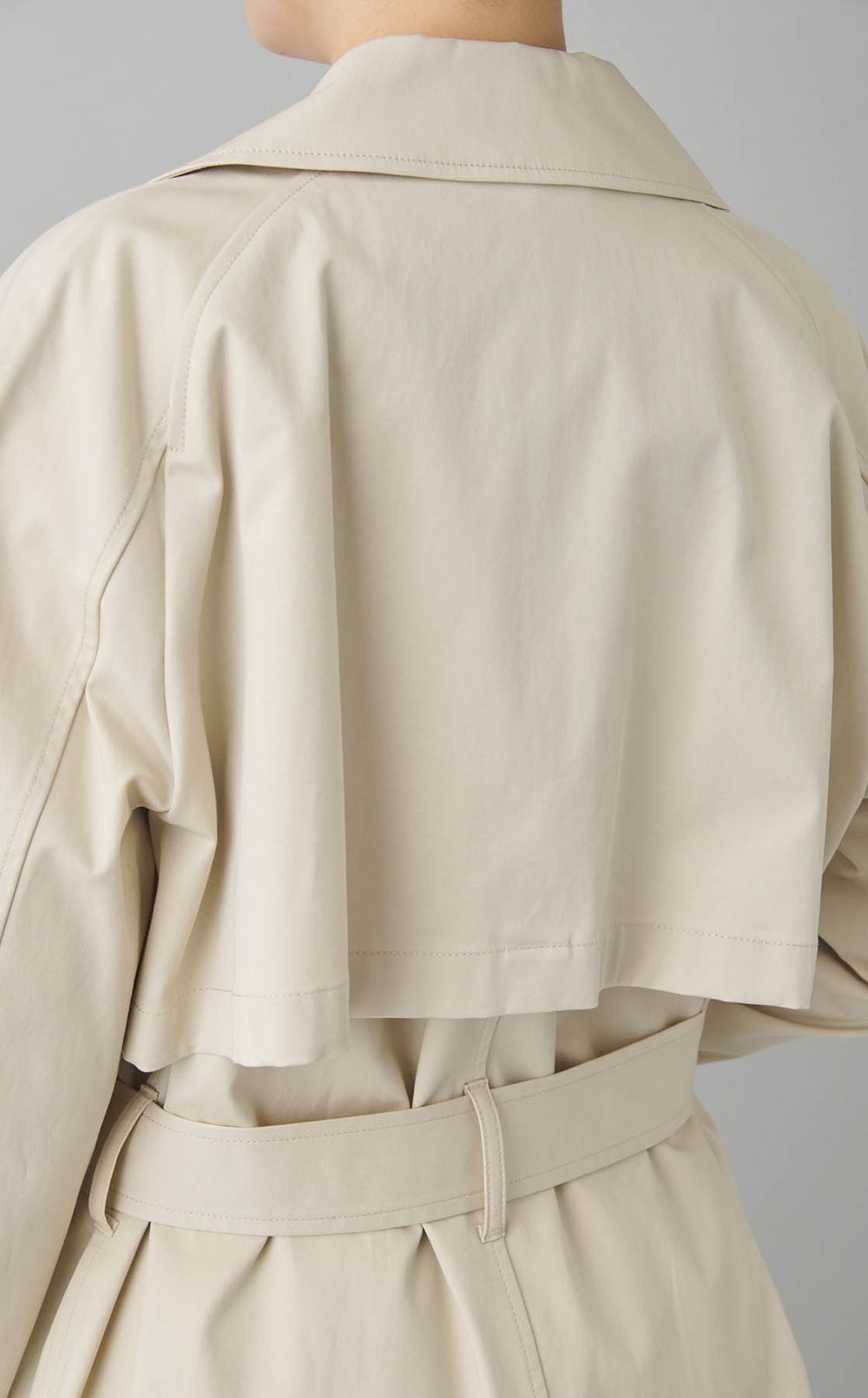 ラップトレンチコート