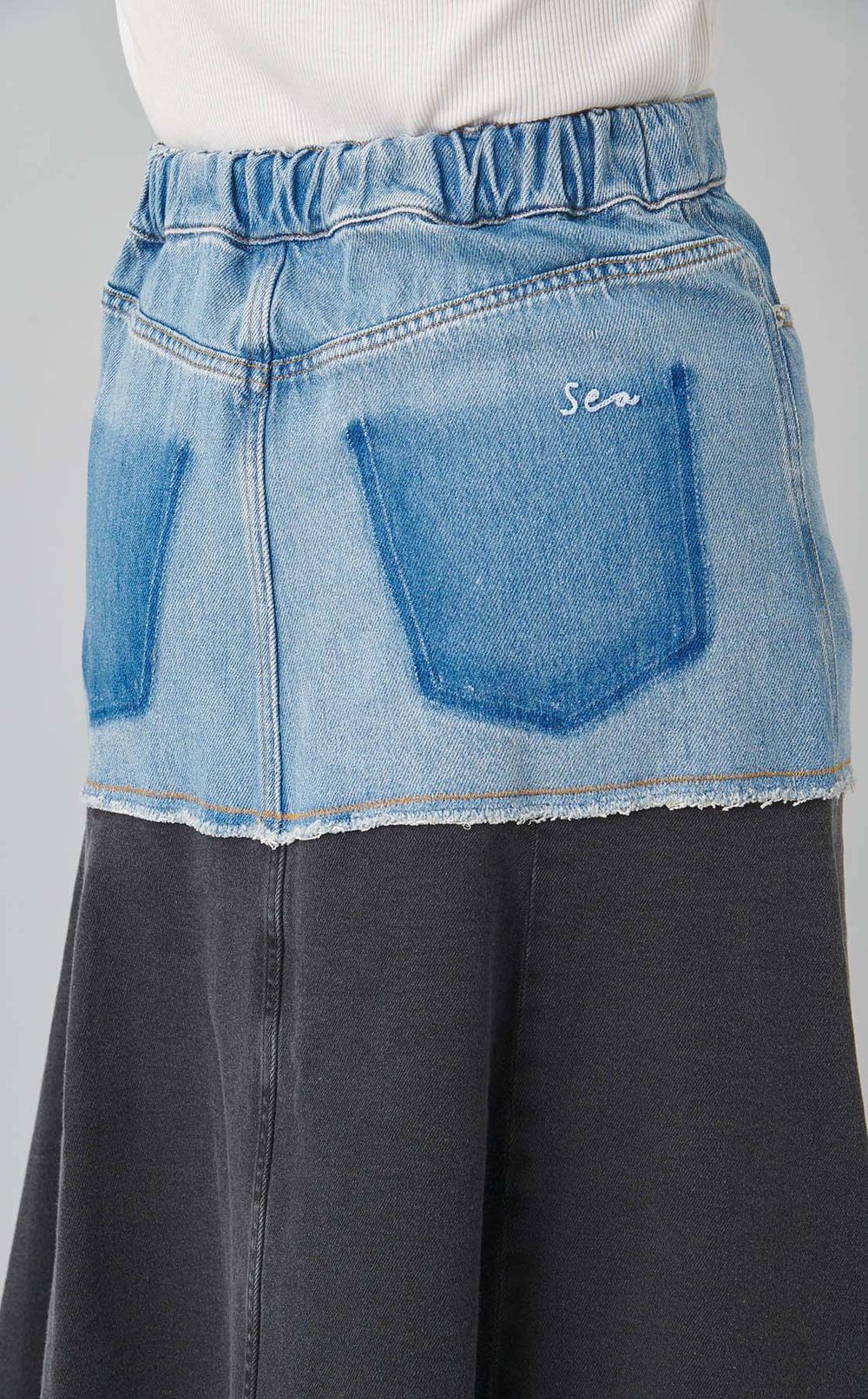 ウォッシュドバイカラーデニムスカート