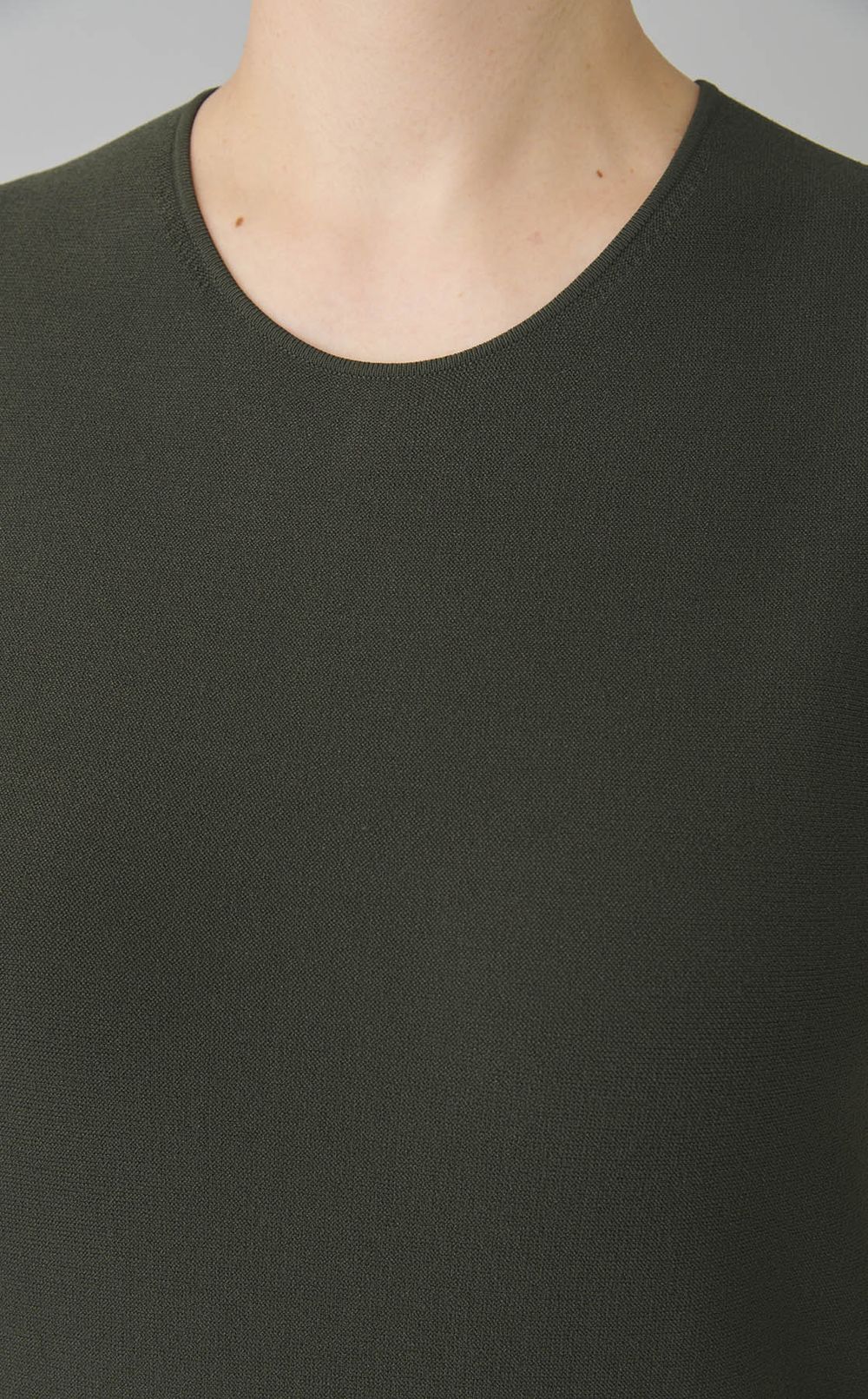 クレープニットノースリーブワンピース