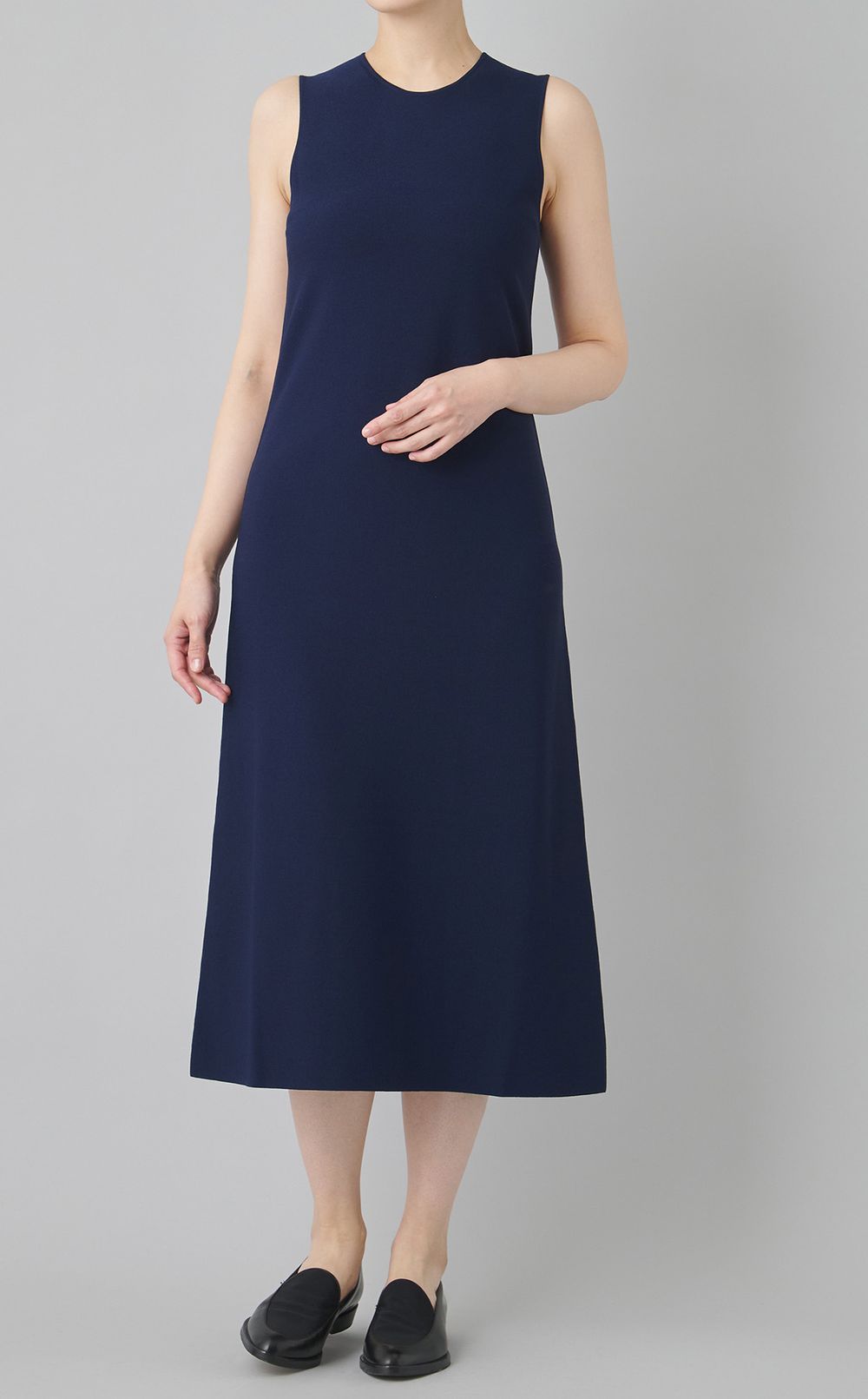 クレープニットノースリーブワンピース