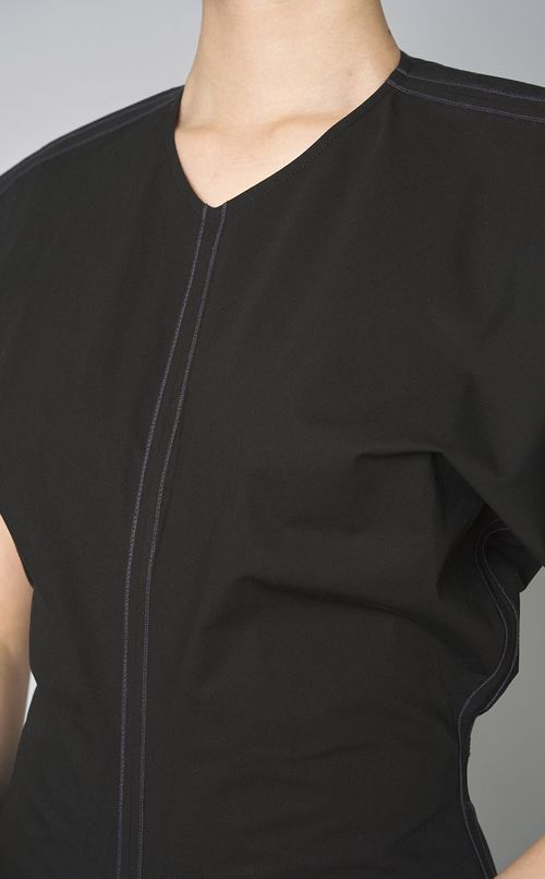 ドレープショルダーロングワンピース