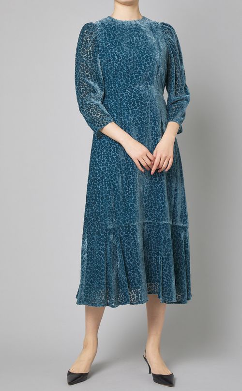 ペプラムヘムワンピース