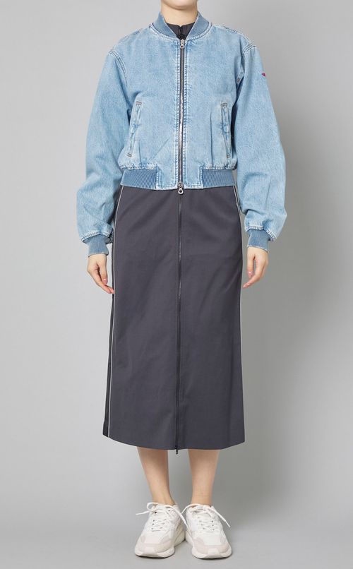 フロントジップノースリーブワンピース