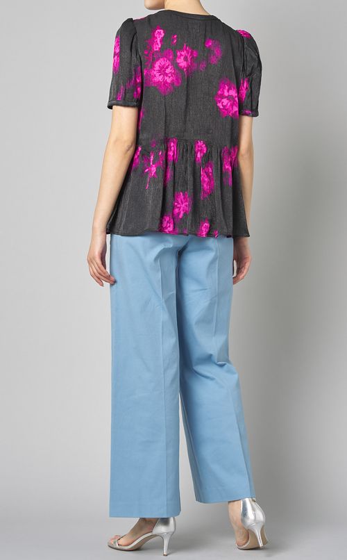 ピンクフラワープリントペプラムブラウス