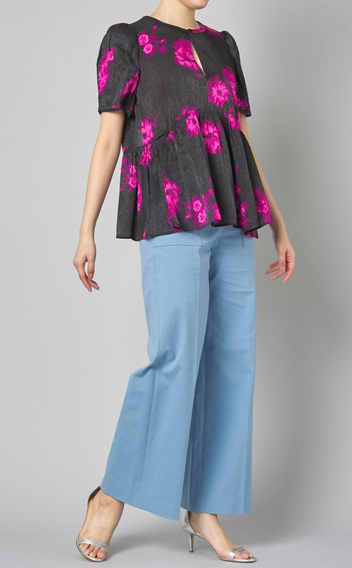 ピンクフラワープリントペプラムブラウス