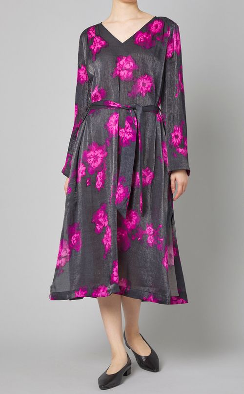 ピンクフラワープリントワンピース