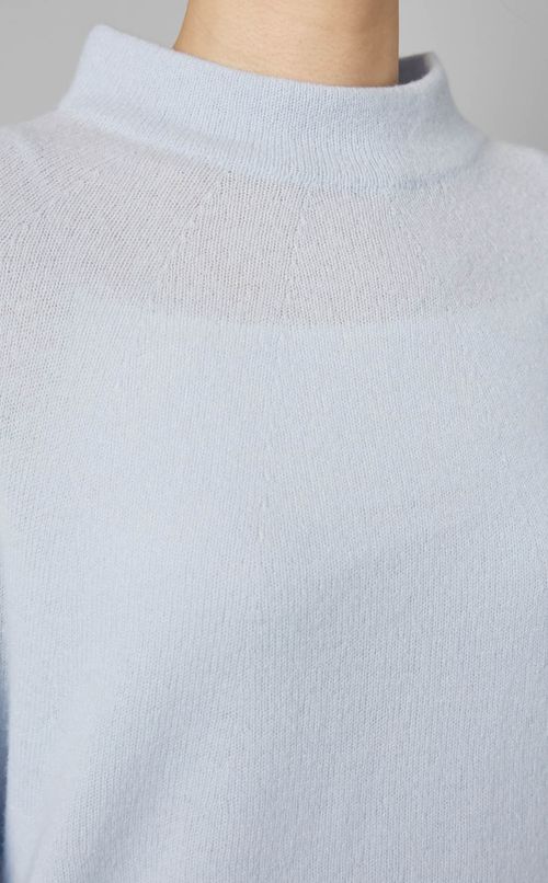 ウールシームレスニットプルオーバー