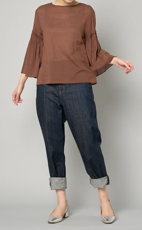 フレアスリーブプルオーバーブラウス