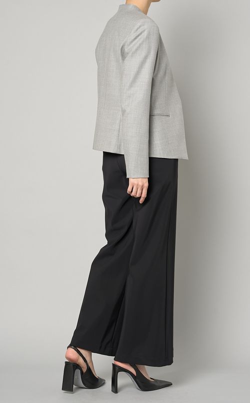 ノーカラーショートジャケット