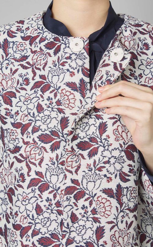 ジャガードノーカラーコート