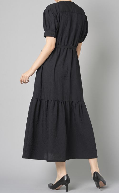 型押しプリントティアードワンピース