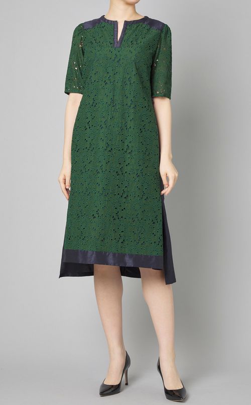 ボタニカルレースキーネックワンピース