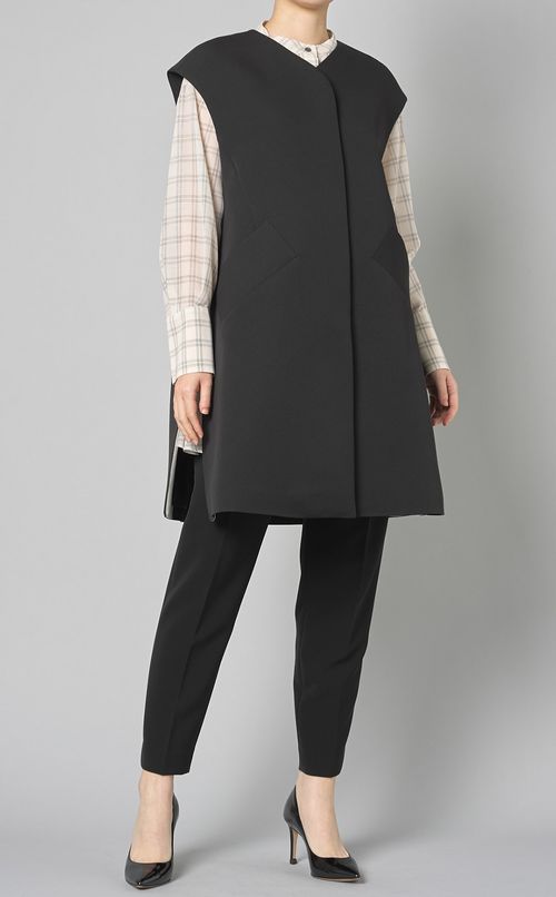 ハーフレングスジレジャケット