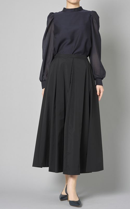 タイプライタータックフレアスカート