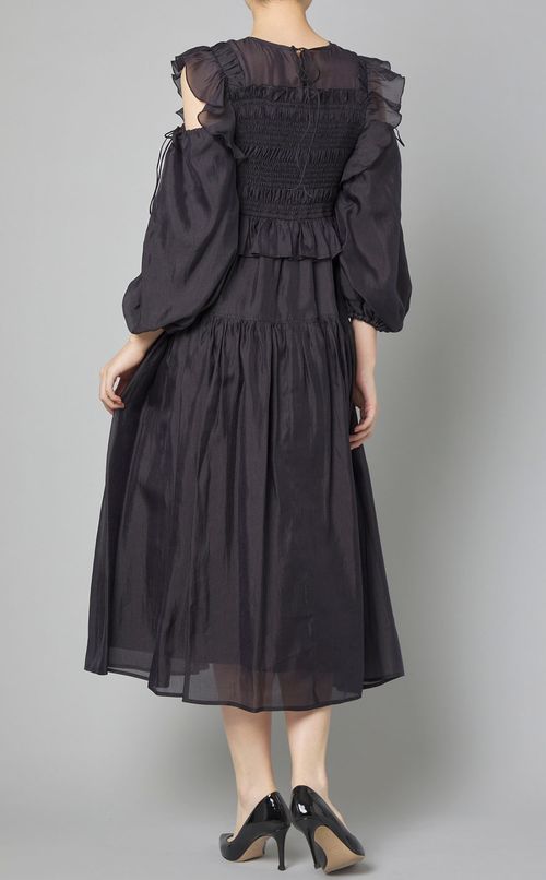 シャーリングフリルワンピース