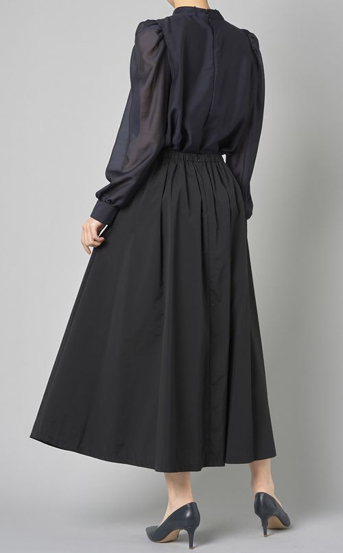 タイプライタータックフレアスカート