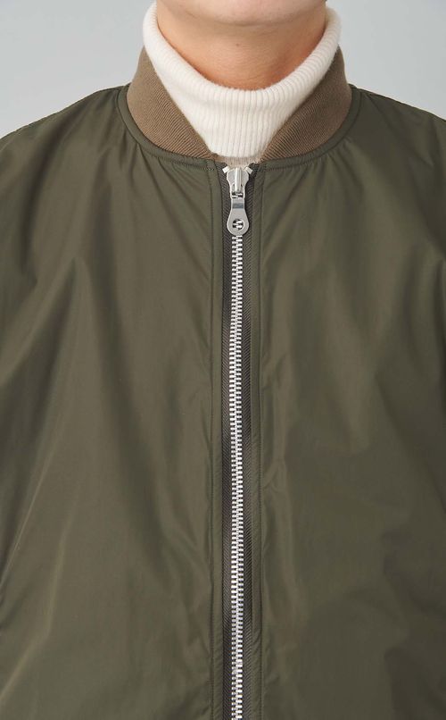 ナイロンタフタMA-1ジャケット