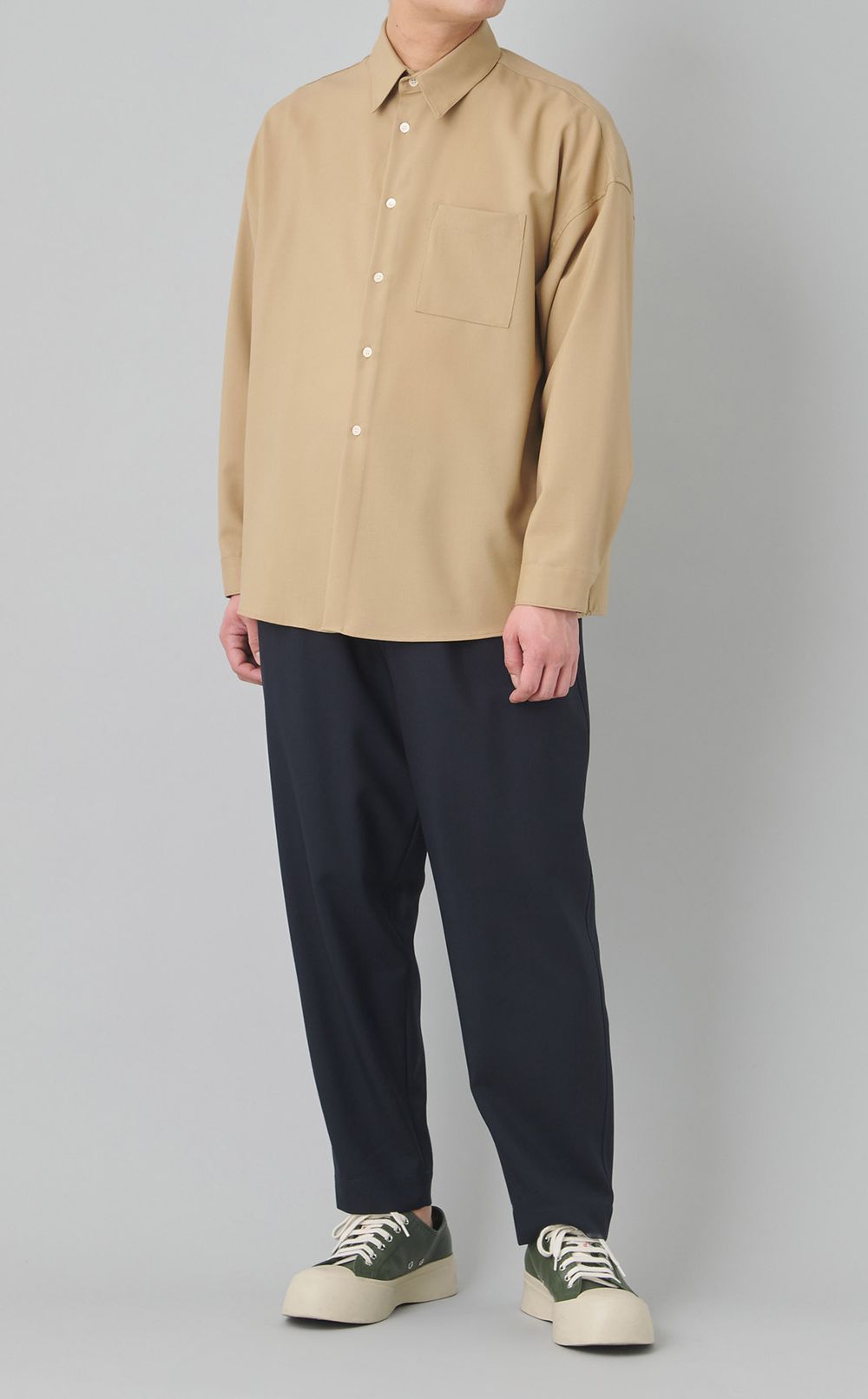 トロピカルウールロングスリーブシャツ