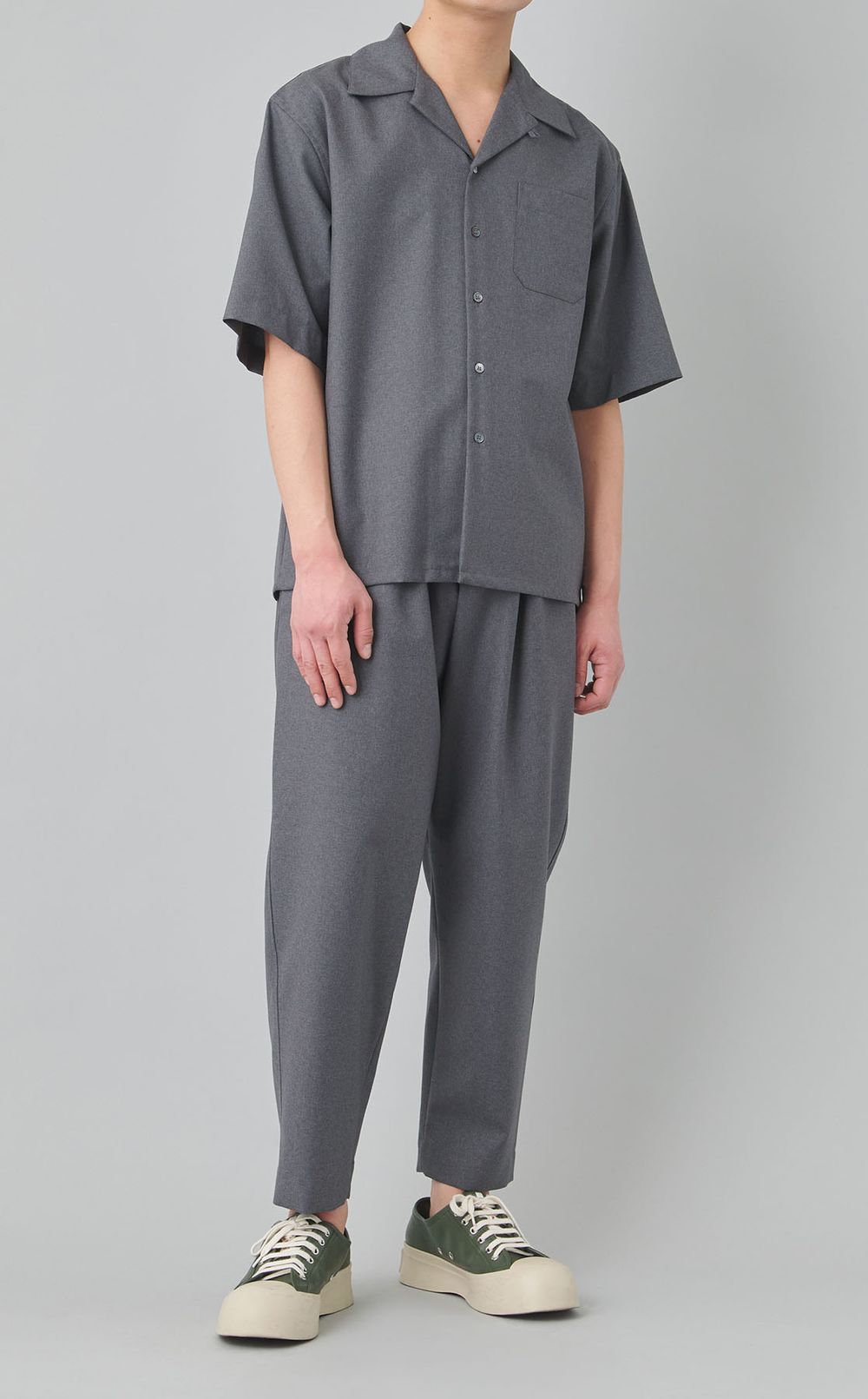 トロピカルウールショートスリーブシャツ