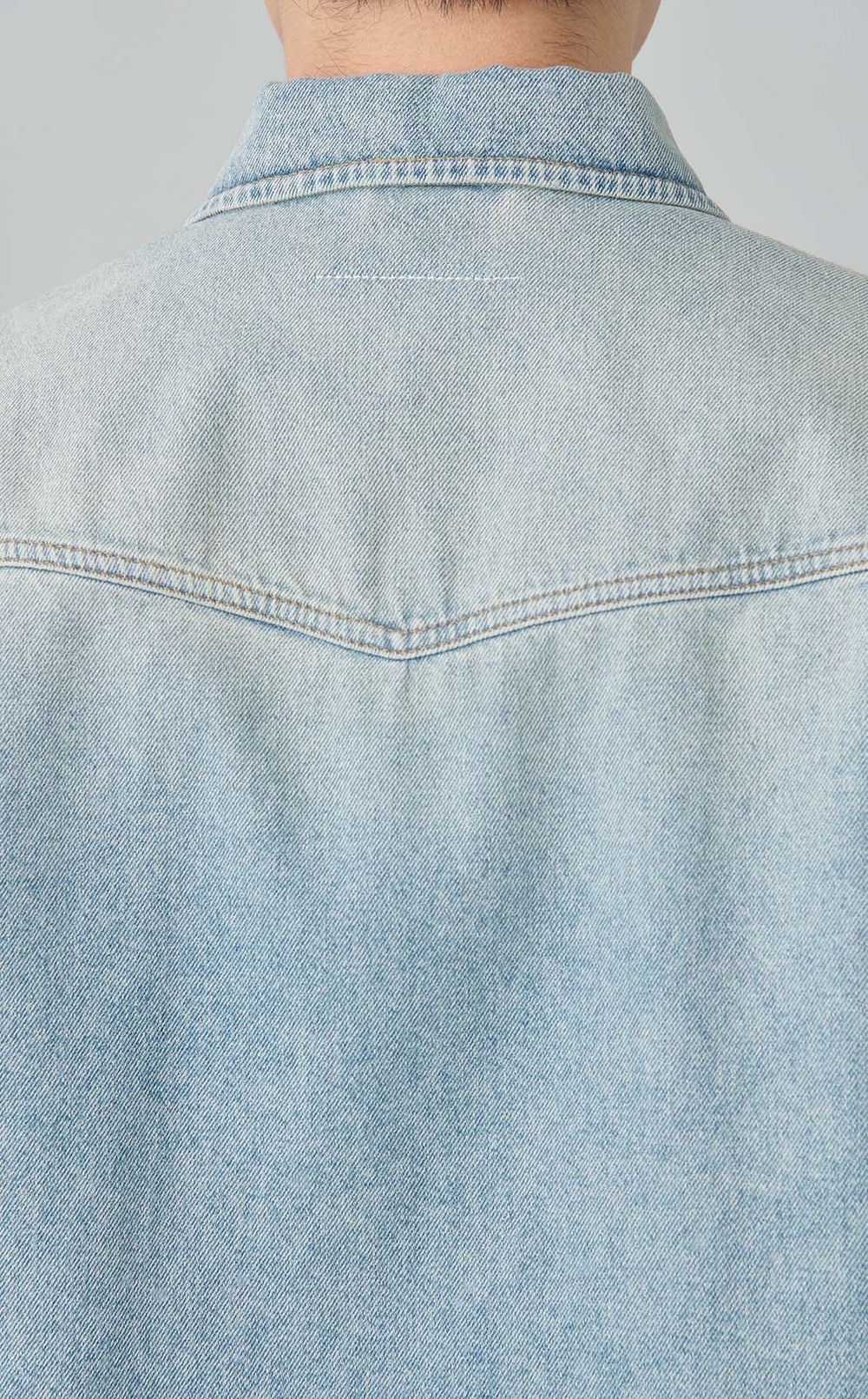 カットオフデニムシャツ