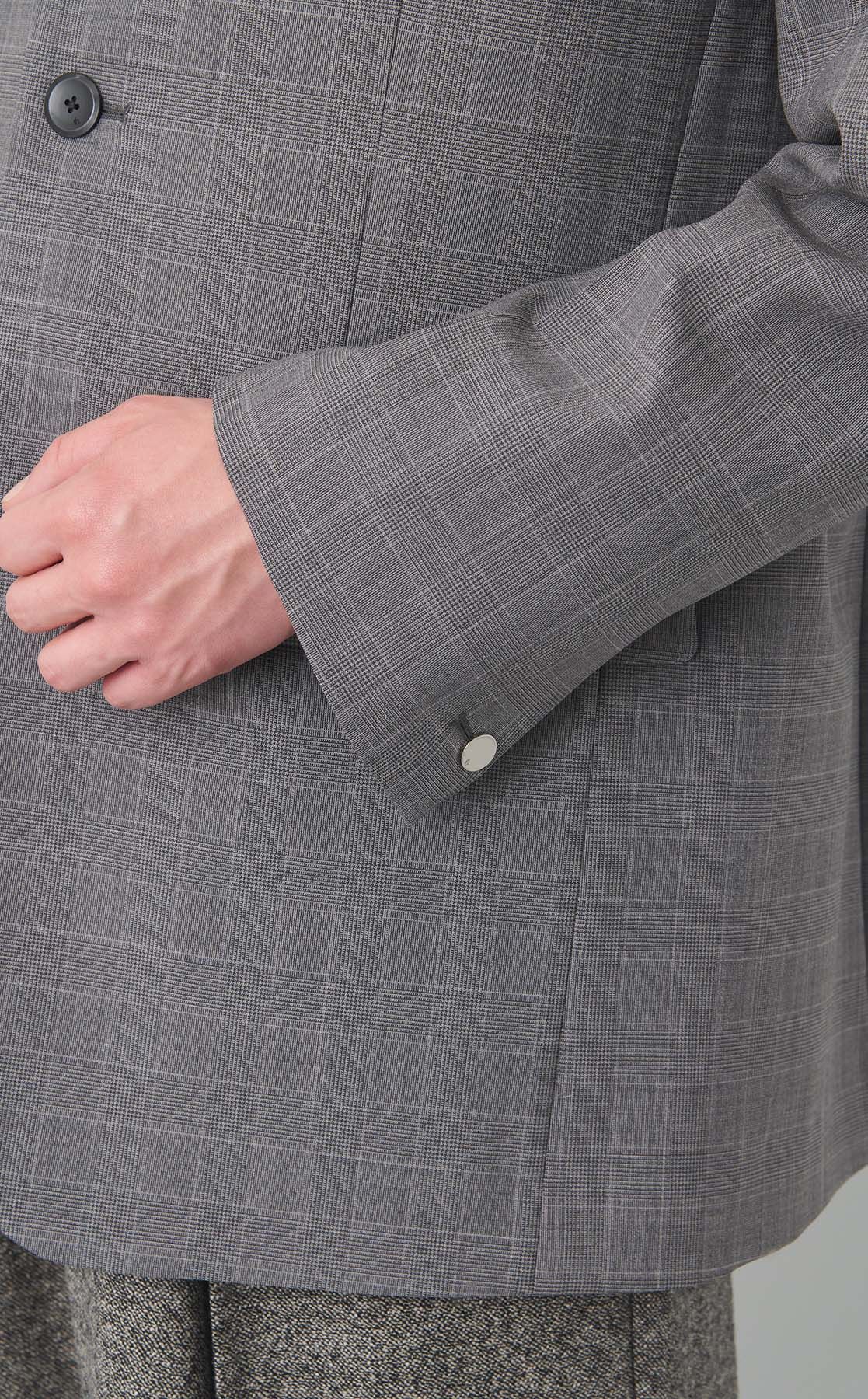 th products｜カラーレスオーバーサイズジャケット