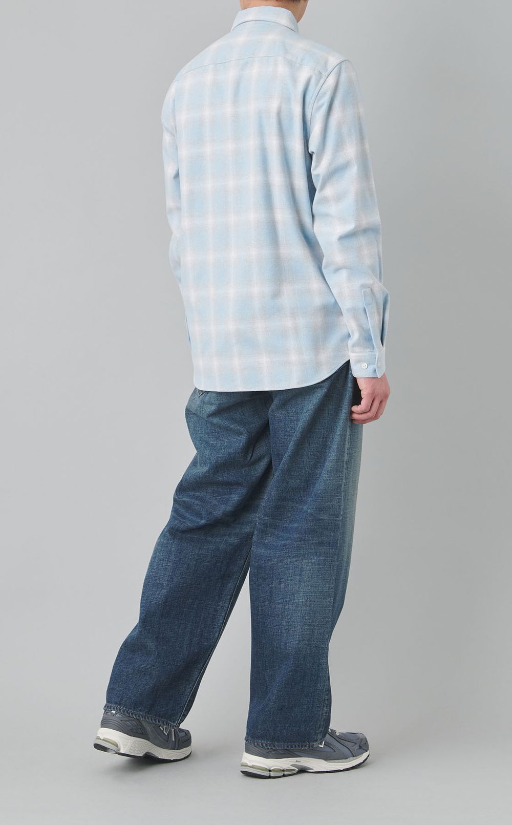 レギュラーカラーチェックシャツ