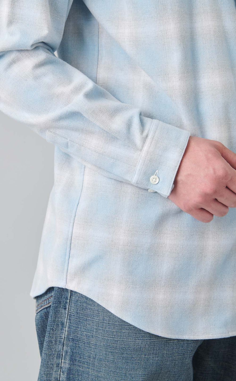 レギュラーカラーチェックシャツ