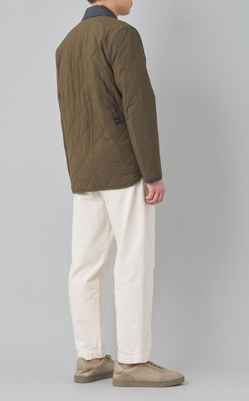 ナイロンキルティングジャケット