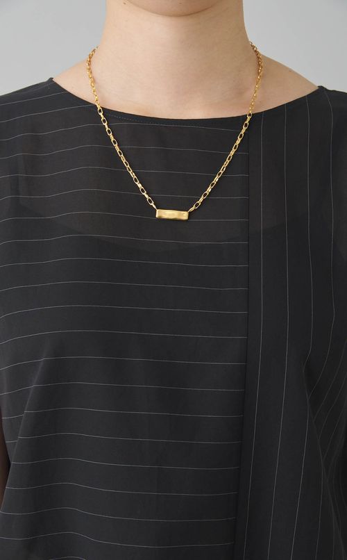 スクエアプレートチェーンネックレス