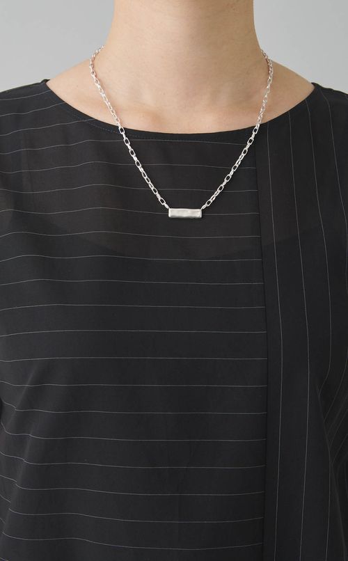 スクエアプレートチェーンネックレス