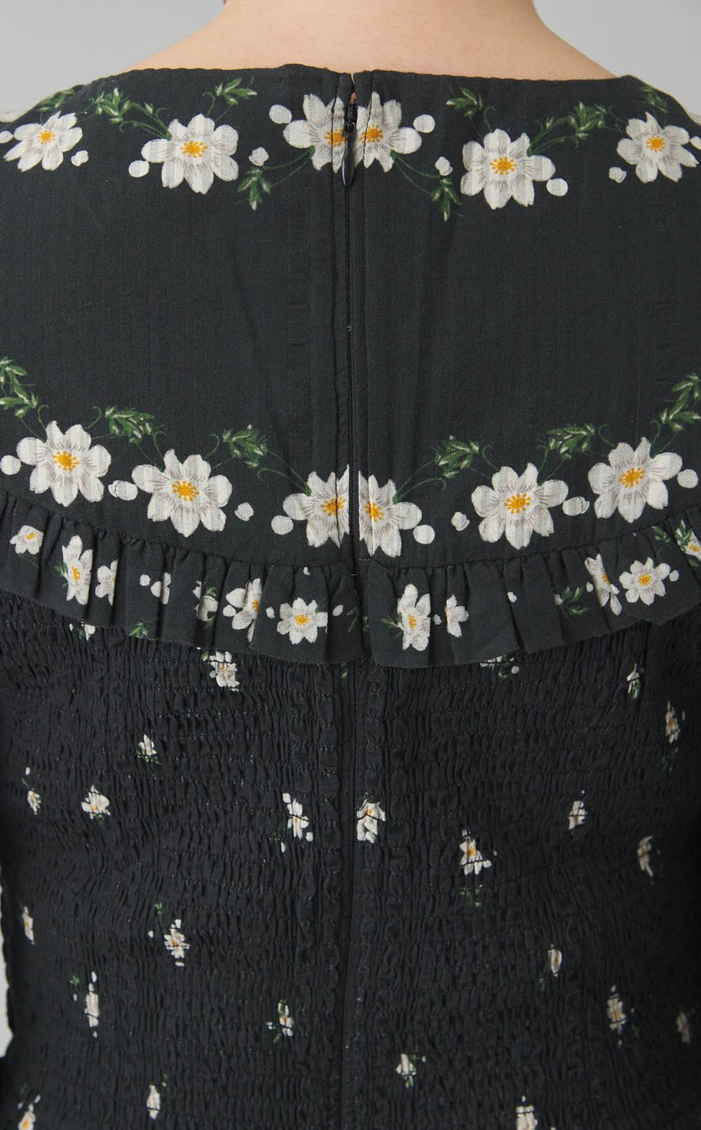 フラワープリン卜ギャザーワンピース