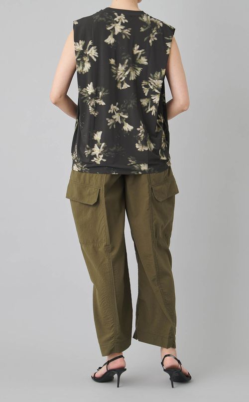 プリントスリーブレスプルオーバー