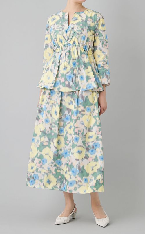 フラワージャガードギャザーブラウス