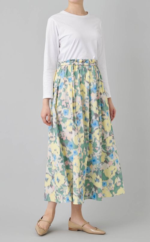 フラワージャガードタックスカート