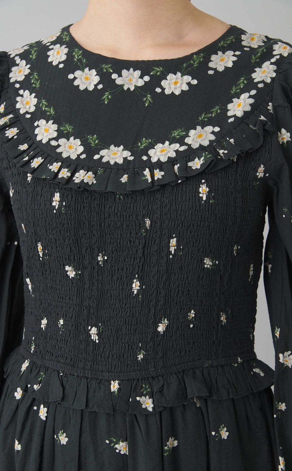 フラワープリン卜ギャザーワンピース