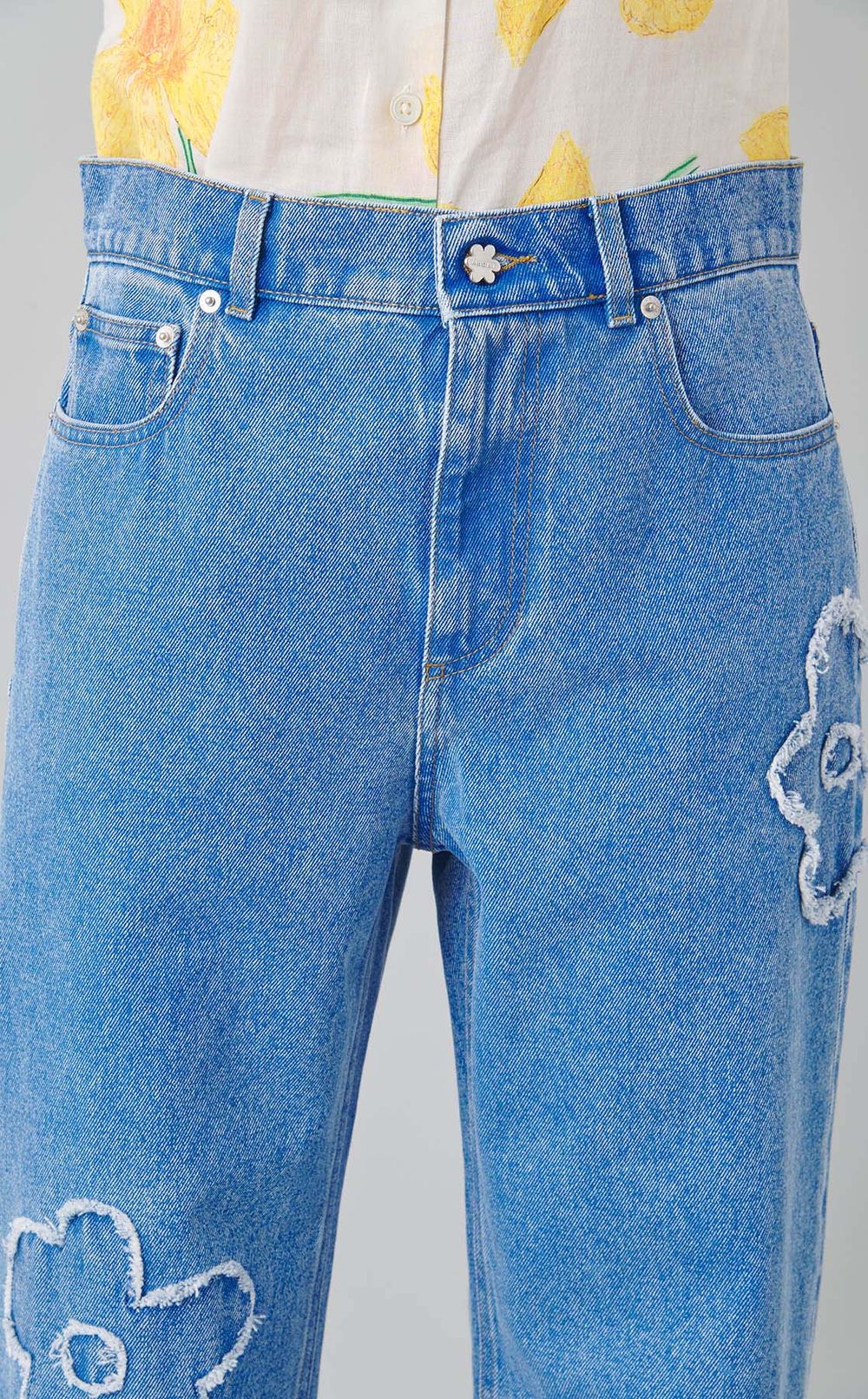 フラワーパッチデニムパンツ