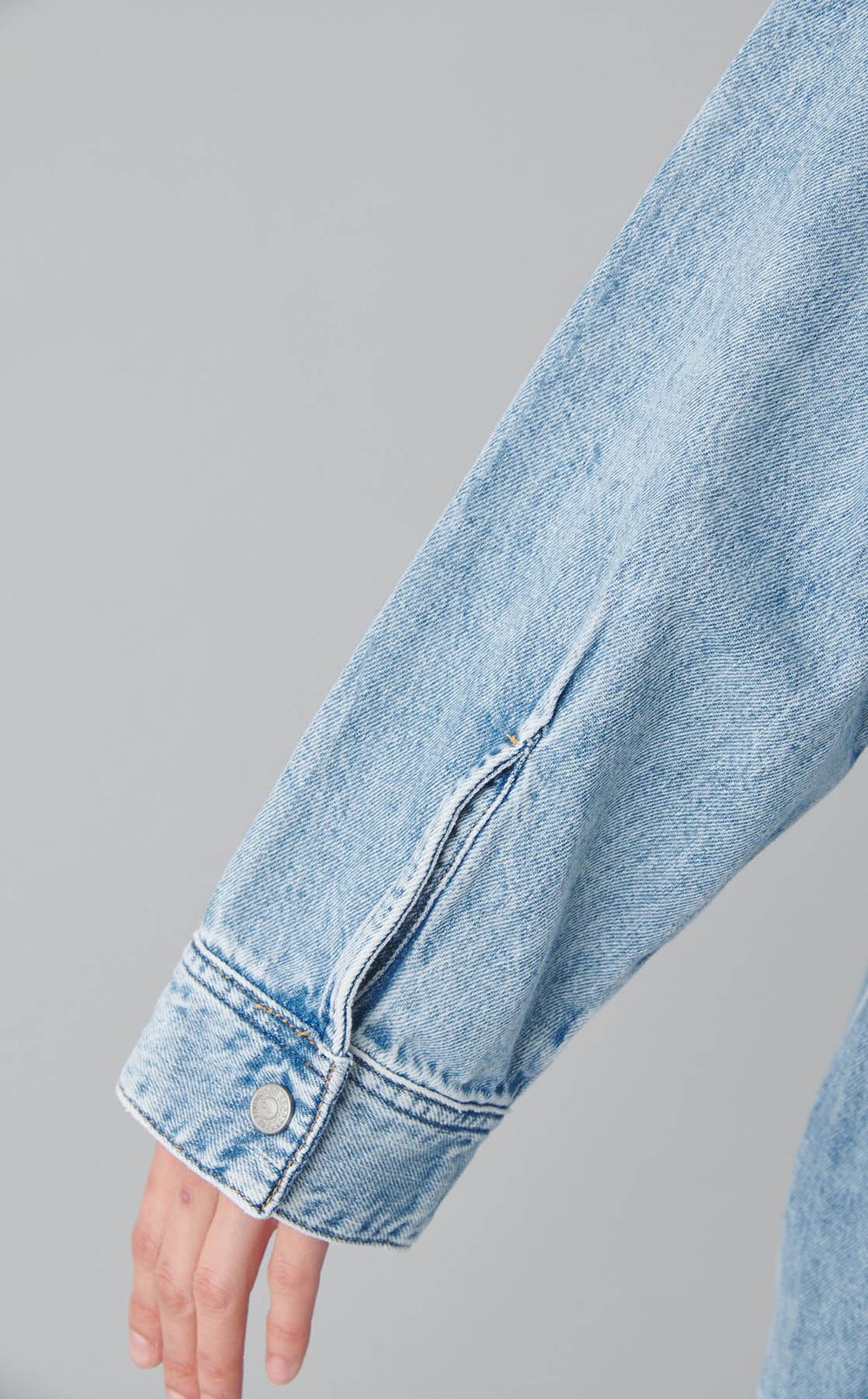 ロゴ刺繍デニムシャツワンピース