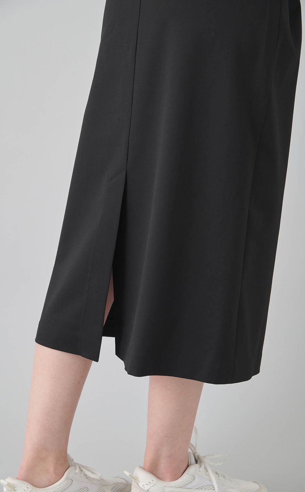 センターロゴペンシルスカート