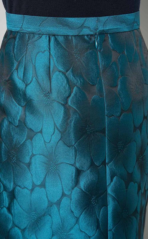 フラワージャガードタイトスカート