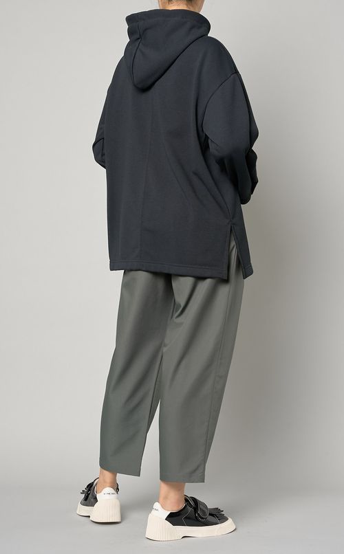 プルオーバーフーデッドスウェット