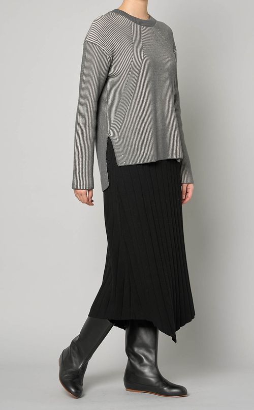 サイドスリットニットプルオーバー