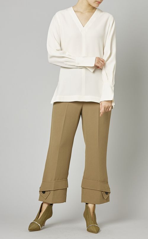 スカーフネックプルオーバーブラウス