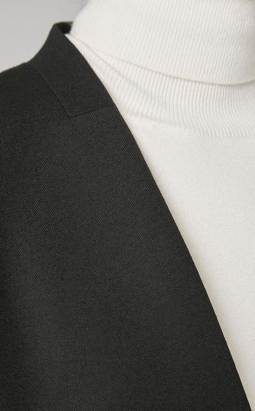 ノーカラーショートジャケット