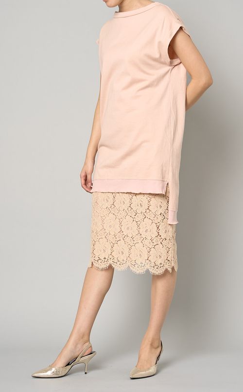 スカラップヘムレーススカート