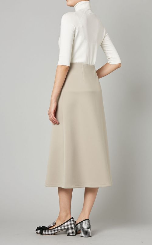 Aラインミディフレアスカート