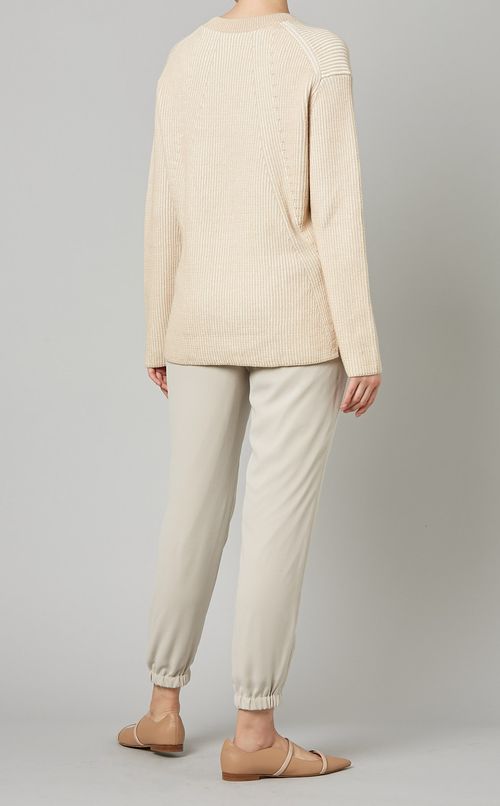 サイドスリットニットプルオーバー